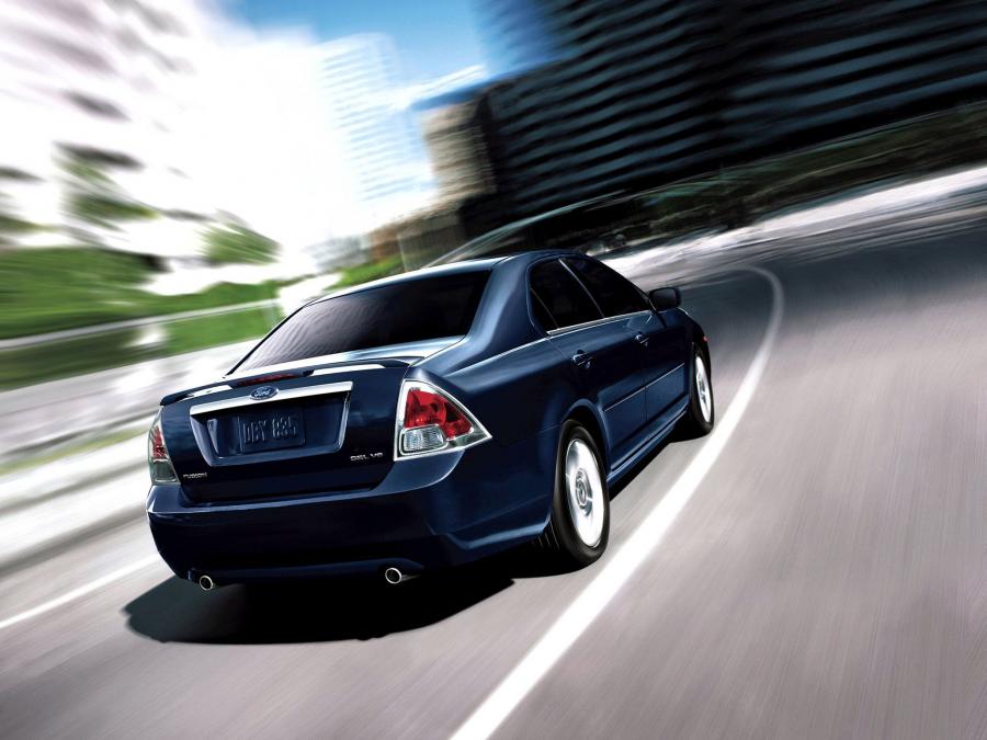  Ford Fusion 2005 года  (фото 18 из 35)